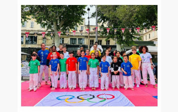 La journée des associations sur le stand du Judo club Arlésien Griffeuille.